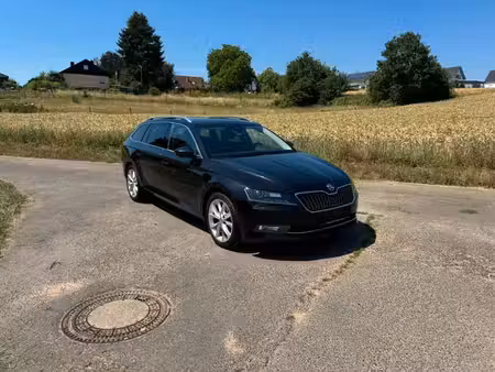 Škoda Superb 1.6 120 Ambition