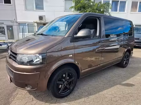 Volkswagen Transporter T5 2.0 TDI 140