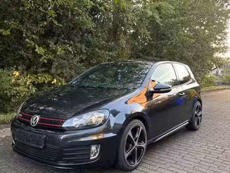 Volkswagen Golf GTI 2.0 TSI