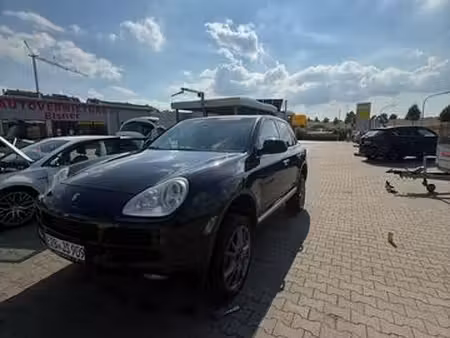 Porsche Cayenne V6 3.2 250 4x4