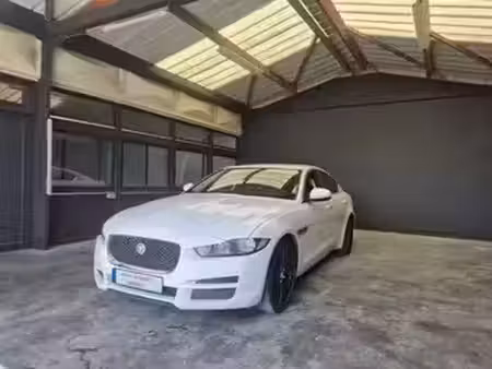 Jaguar XE D165 2.0 163 E Performance Portfolio