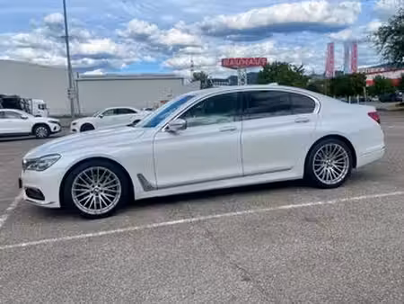 BMW Série 7 730d 3.0 265