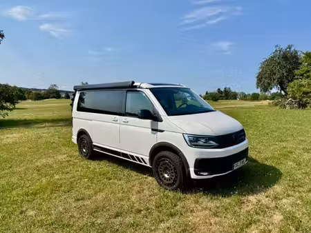Volkswagen Transporter T6 California 2.0 TDI 150 Beach