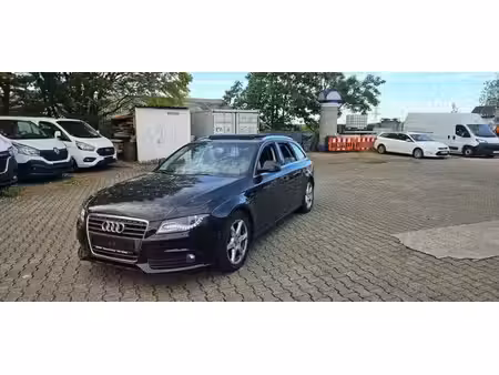 Audi A4 V6 2.7 TDI 190 Ambition