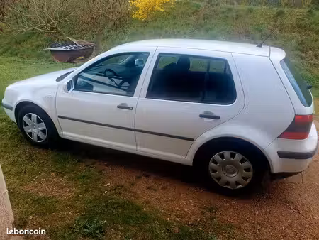 Volkswagen Golf 1.9 TDI 130