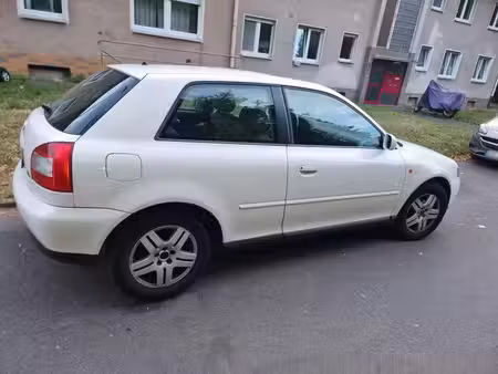 Audi A3 1.6 101