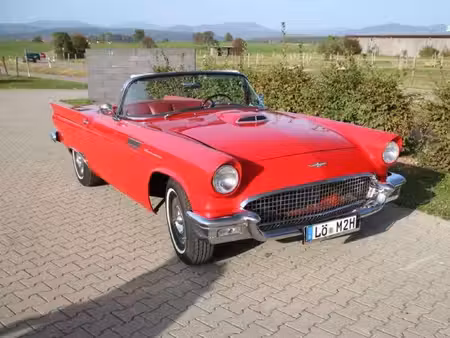 Ford Thunderbird 