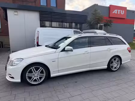 Mercedes-Benz Classe E E 200 2.1 CDI 136