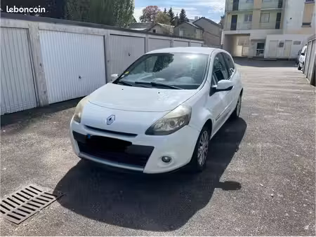 Renault Clio 1.2 75