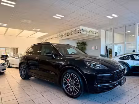Porsche Cayenne GTS V8 4.0 460 4x4
