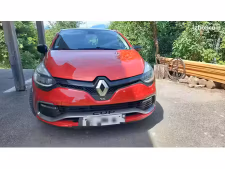 Renault Clio RS 1.6 T 200