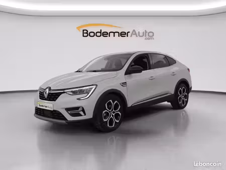 Renault Arkana E-Tech 1.6 145 Techno