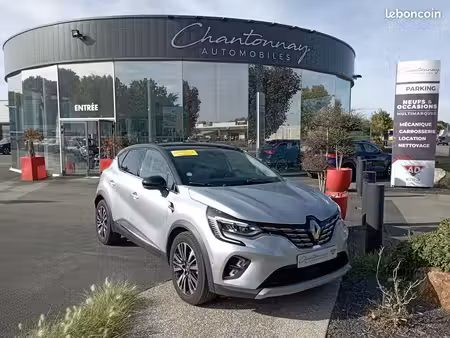 Renault Captur E-Tech 1.6 145 Iconic