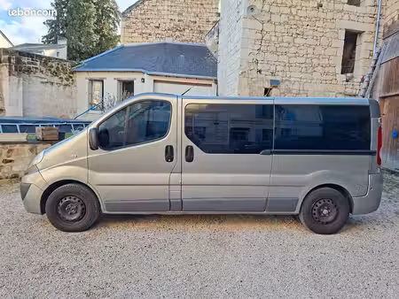 Renault Trafic 2.5 dCi 150
