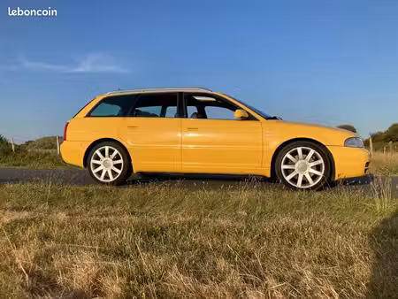 Audi A4 S4 V6 2.7 T 265 quattro