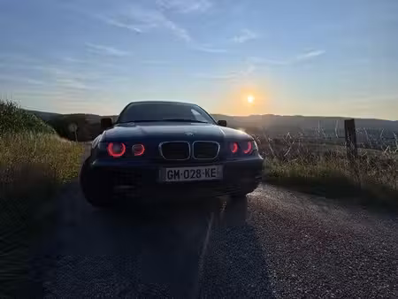 BMW Série 3 361i 1.8 115