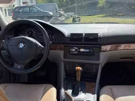 BMW Série 5 530d 3.0 193