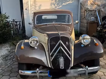 Citroën Traction 11B