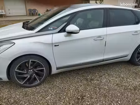 DS 5 2.0 200 4x4