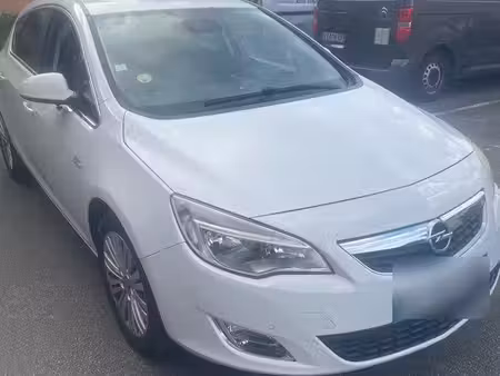 Opel Astra 1.7 CDTI 130