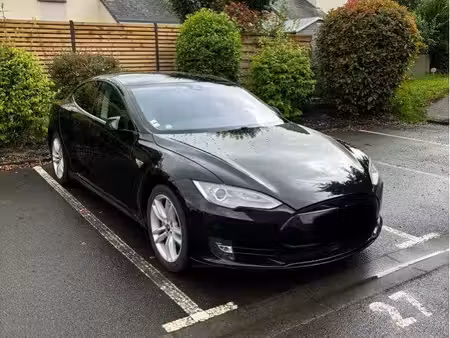 Tesla Model S 85 367