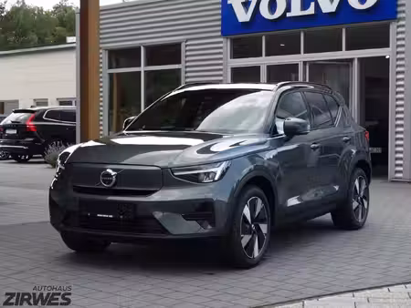 Volvo EX40 252 Plus