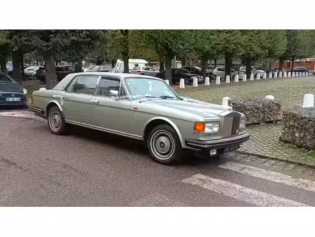 Rolls-Royce Silver Spur