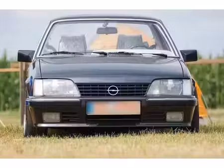Opel Senator 