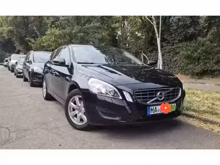 Volvo V60 T3 1.6 150 Kinetic