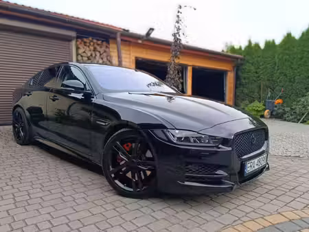 Jaguar XE P300 V6 3.0 340 S