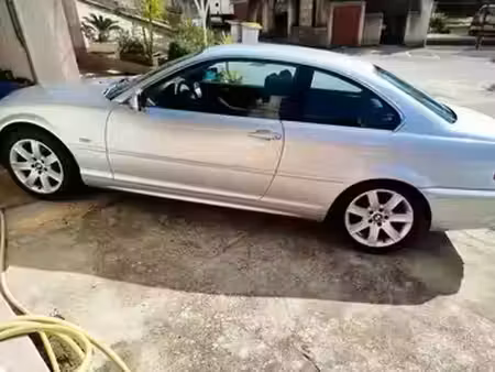 BMW Série 3 328i 2.8 193