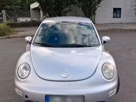 Volkswagen New Beetle 