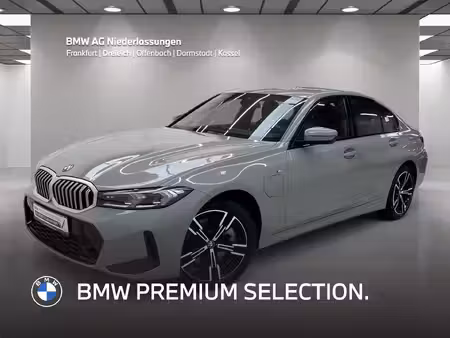 BMW Série 3 330e 2.0 292
