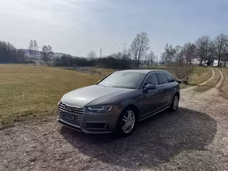 Audi A4 2.0 TDI 190 S line