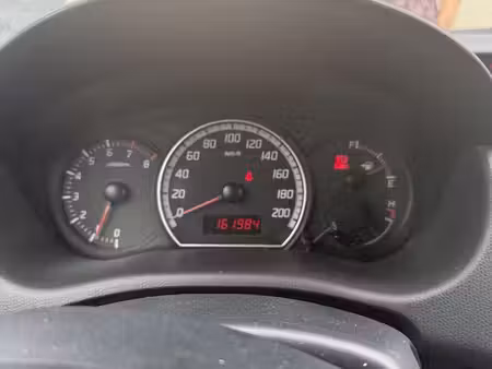 Suzuki Swift 1.3 68