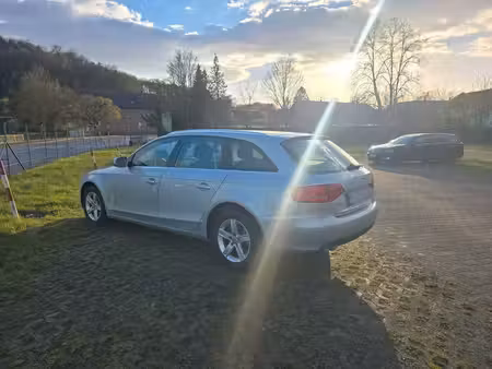Audi A4 2.0 TDI 143