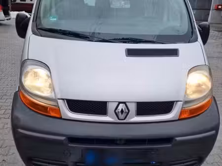 Renault Trafic 1.9 dCi 82