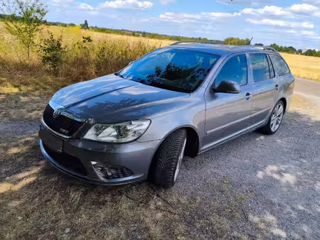 Škoda Octavia RS 2.0 TFSI 200