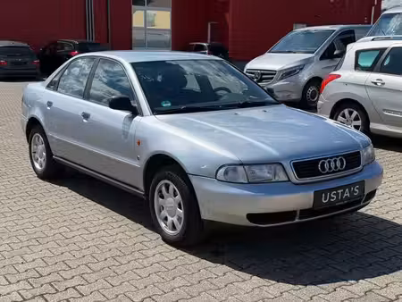 Audi A4 1.8 125