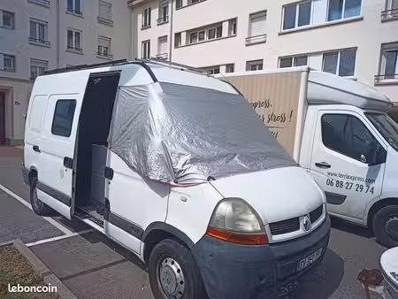 Renault Master 2.5 dCi 100