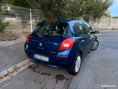 Renault Clio 1.2 75