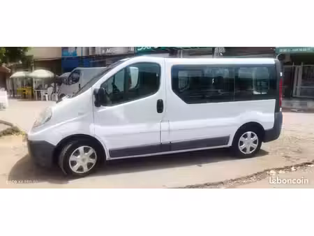 Renault Trafic 2.0 dCi 90
