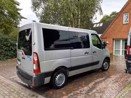 Renault Master 2.3 dCi 125