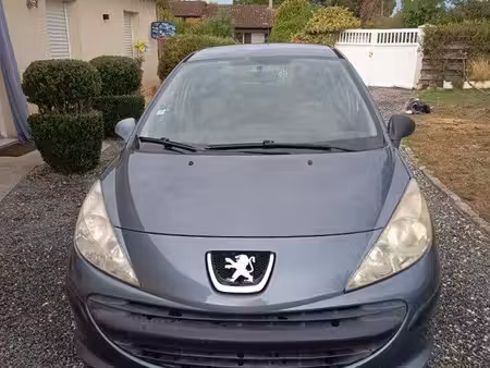 Peugeot 207 1.4 75