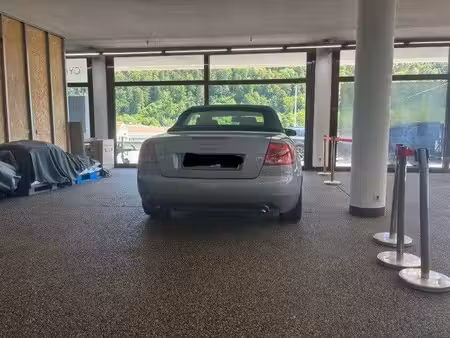 Audi A4 V6 3.0 TDI 233 S line quattro