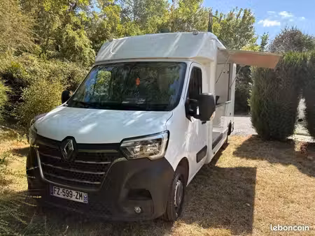 Renault Master 2.3 dCi 180