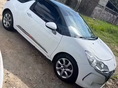 DS 3 1.6 HDi 100