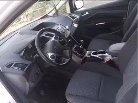 Ford Grand C-max 1.6 TDCi 95 SE