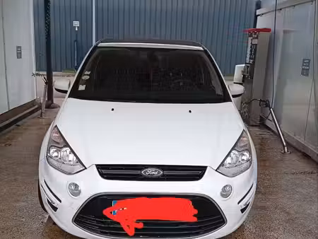 Ford Grand C-max 2.0 TDCi 140 SE
