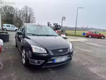 Ford Focus ST 2.5 225